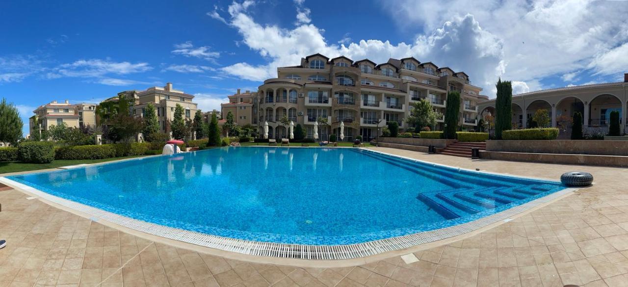Provence Deluxe Apartment In Atia Resort เชอร์โนโมเรทส์ ภายนอก รูปภาพ